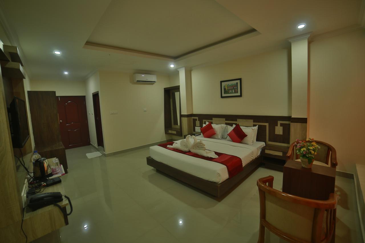Hotel Horizon International Taliparamba Exterior foto